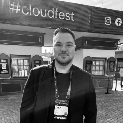 Headshot of Fredrik Björklund, CCO at SafeState